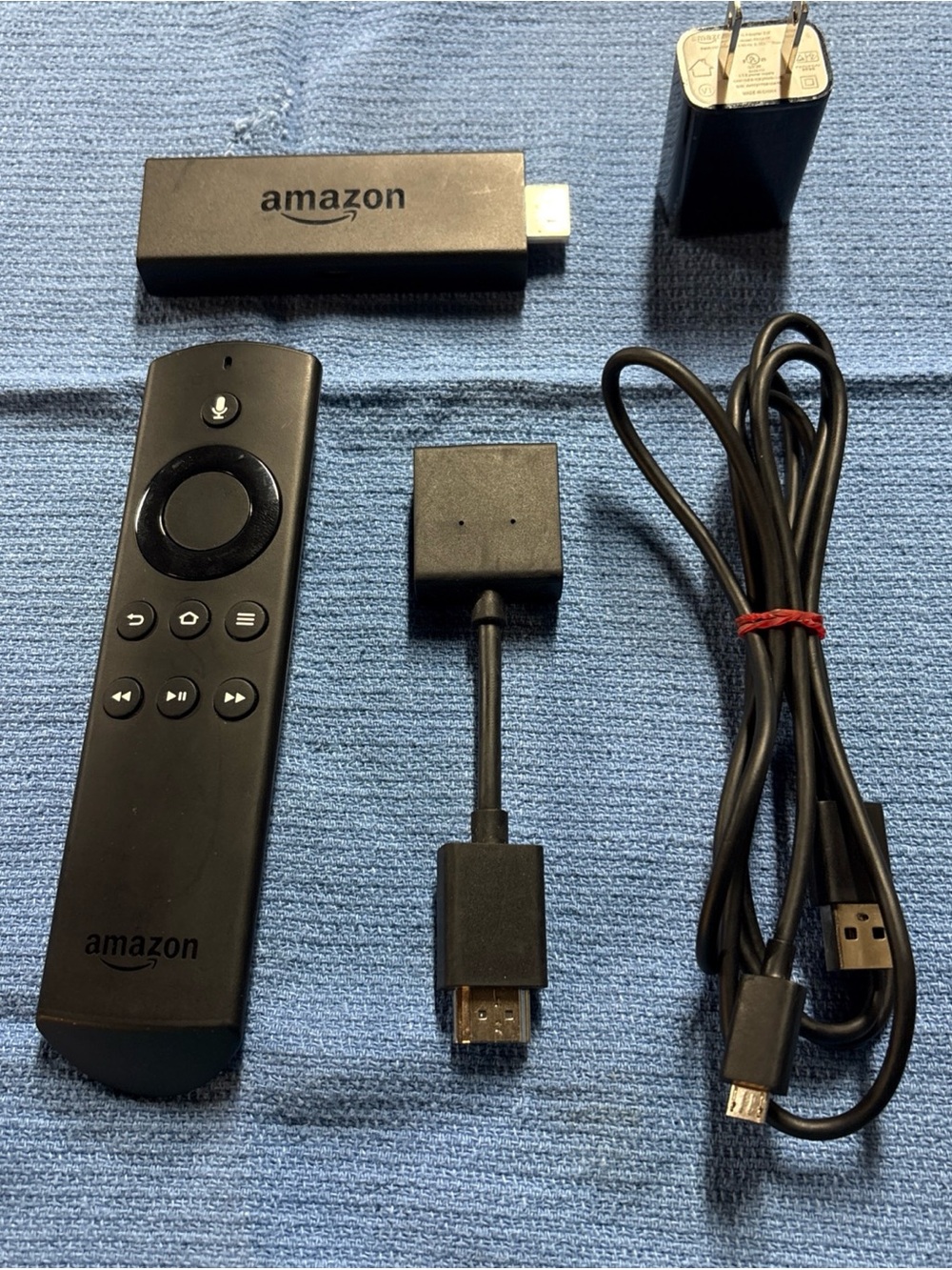 Amazon Fire Stick LY73PR 2nd Gen w/ Remote, usb cable, extender and brick